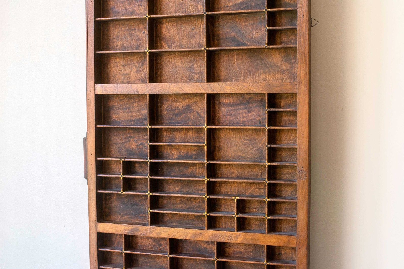 photo for sale Antieke Houten Letterkastje · Letterpress Schaduwbak · Wanddisplay Voor Miniaturen En Verzamelobjecten