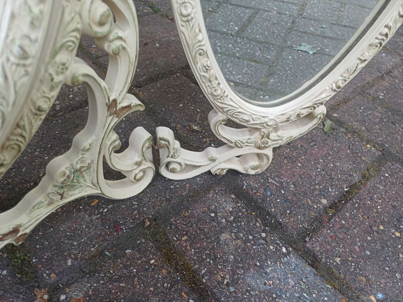 Unusually Large Vintage Triple Dressing Table Mirror Ornate Cream Gold Ribbon Composite Vanity Mirror Rococo Style Boudoir Mirror photo vinterior
