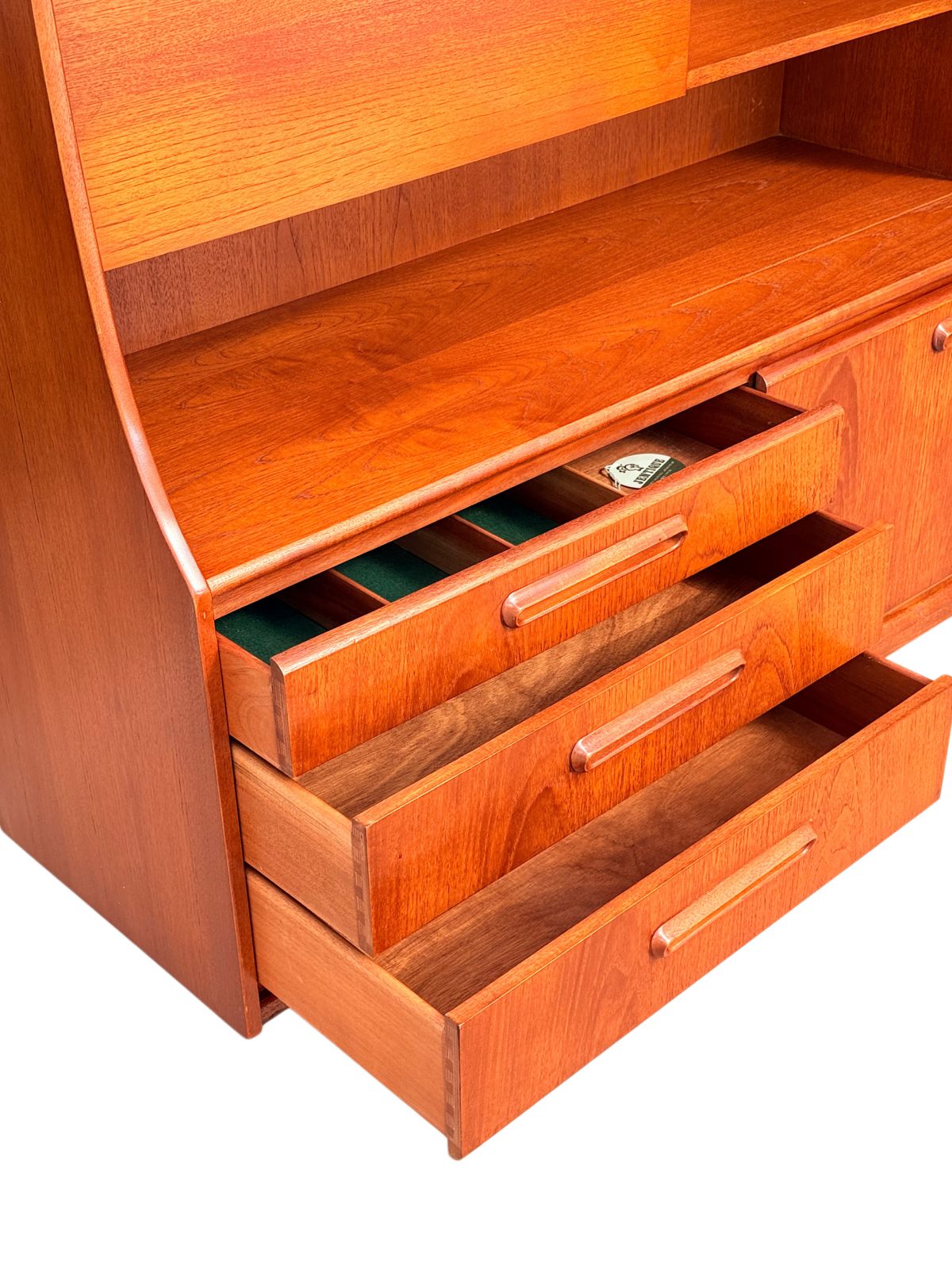 Jentique, Large Mid Century Teak Highboard photo vinterior