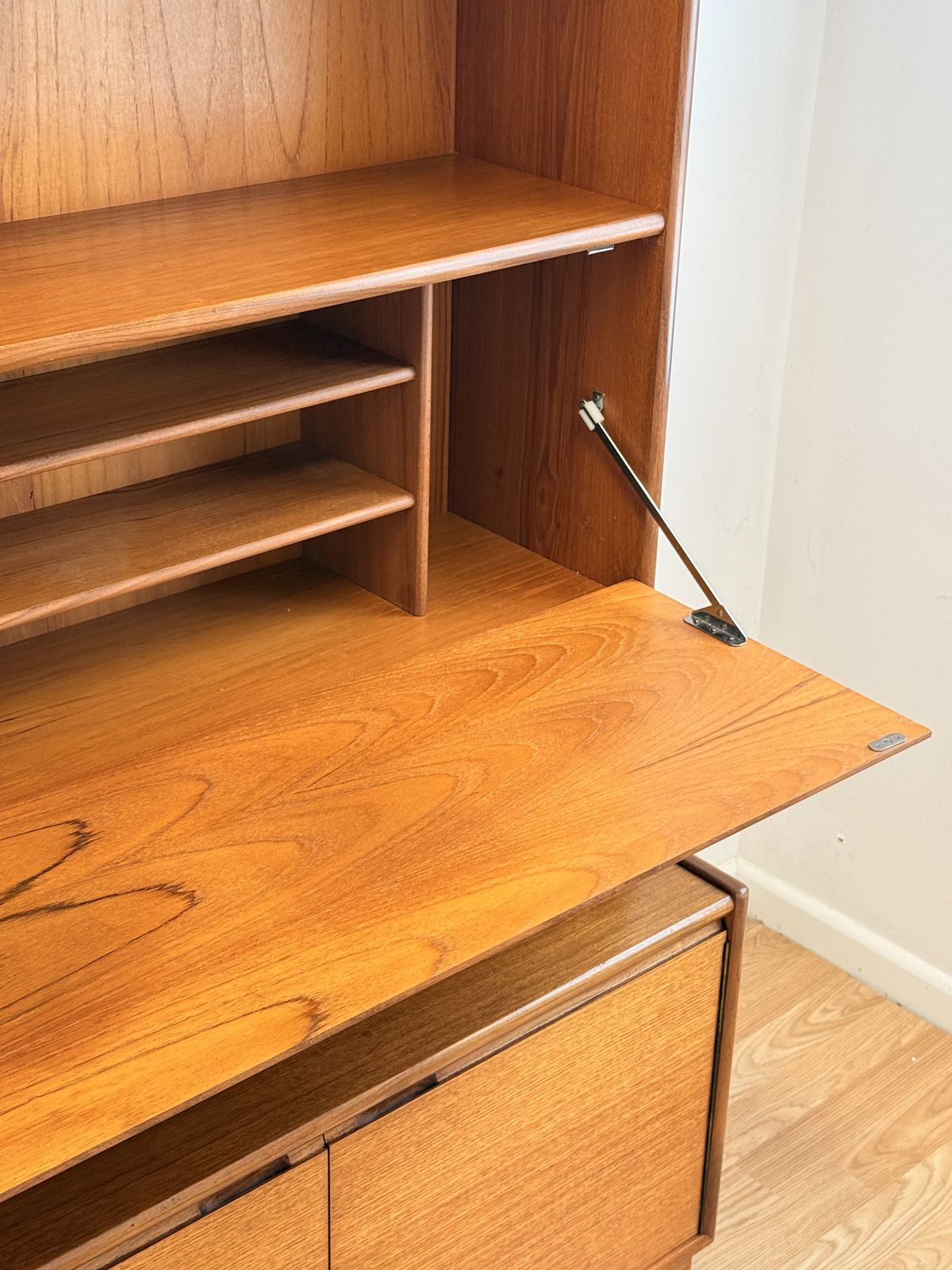 photo furniture Turnidge Of London, Mid Century Modern Danish Design Teak Wall Unit