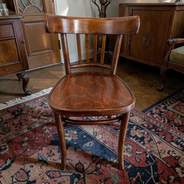 Set Of 4 Early 20th. Century Thonet Style Bentwood Chairs photo furniture
