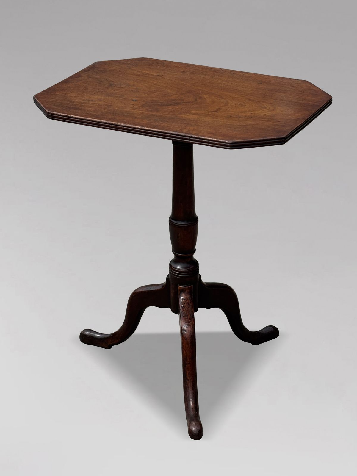 18th Century George III Period Octagonal Top Mahogany Tripod Table photo vinterior