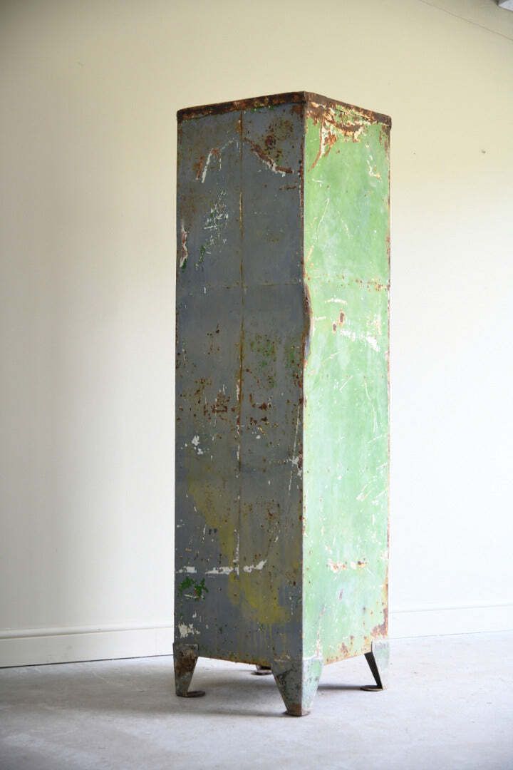Vintage Industrial Triple Locker Cabinet photo vinterior