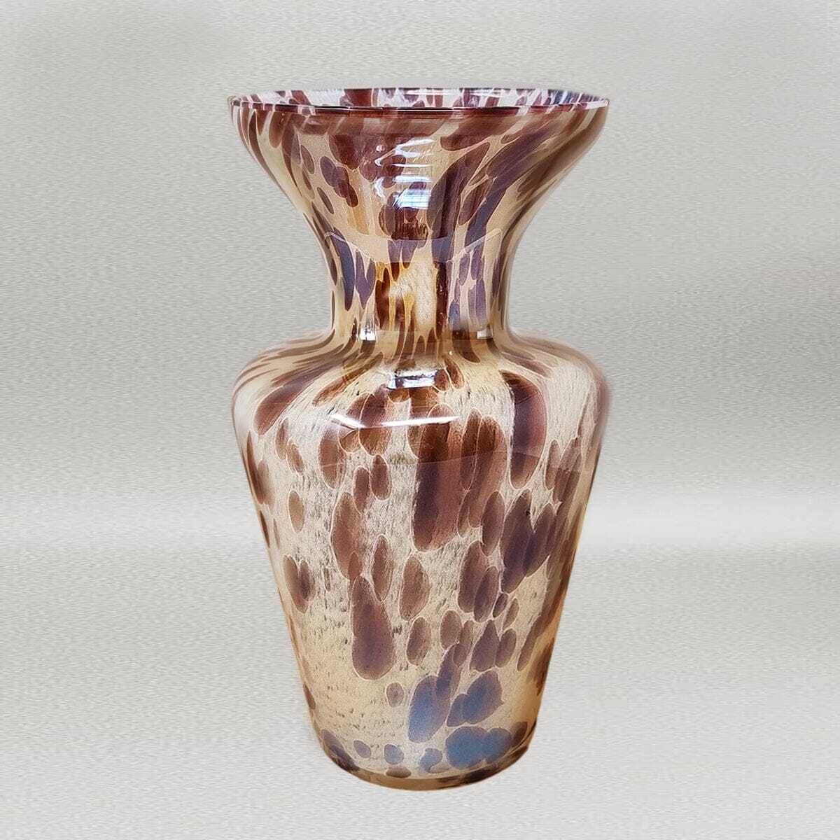 1970s Luxury Handcrafted Vase In Murano Glass By Maestro Del Vetro. Made In Italy photo vinterior