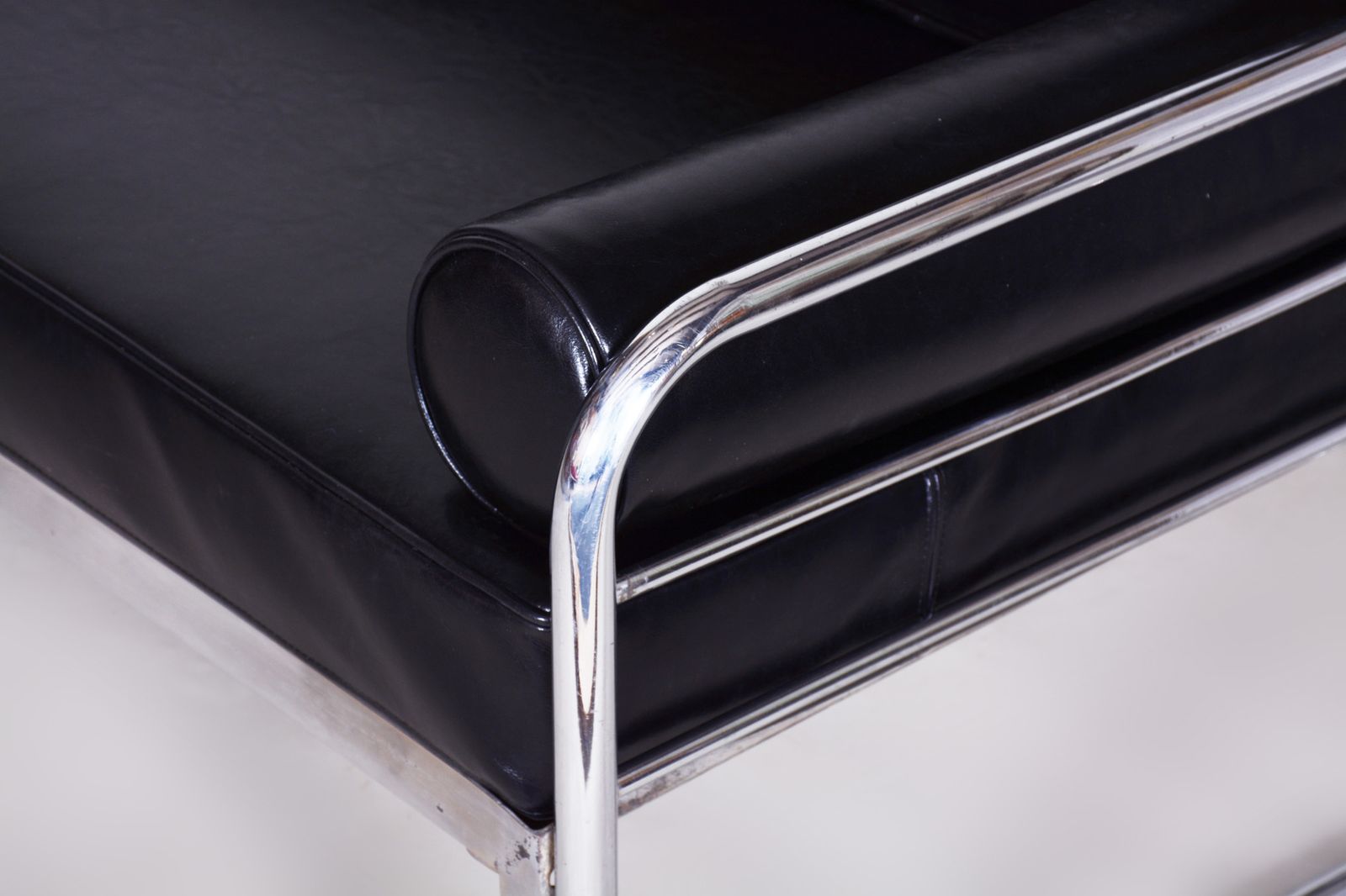 Czech Bauhaus Black Tubular Chrome Sofa By Hynek Gottwald, New Upholstery, 1930s photo Furniture