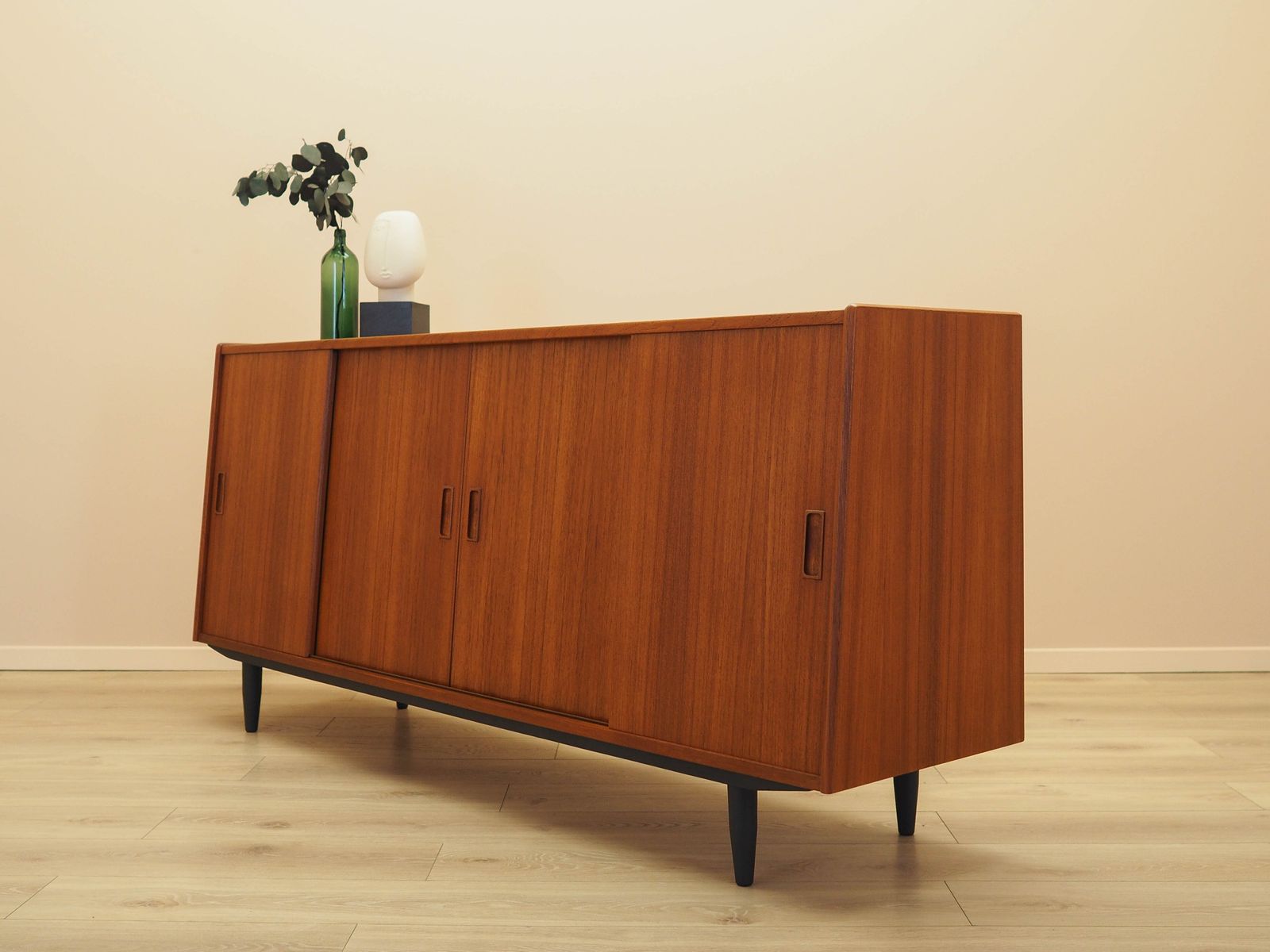 Teakhouten Dressoir, Deens Design, Jaren 1970, Gemaakt In Denemarken photo for sale