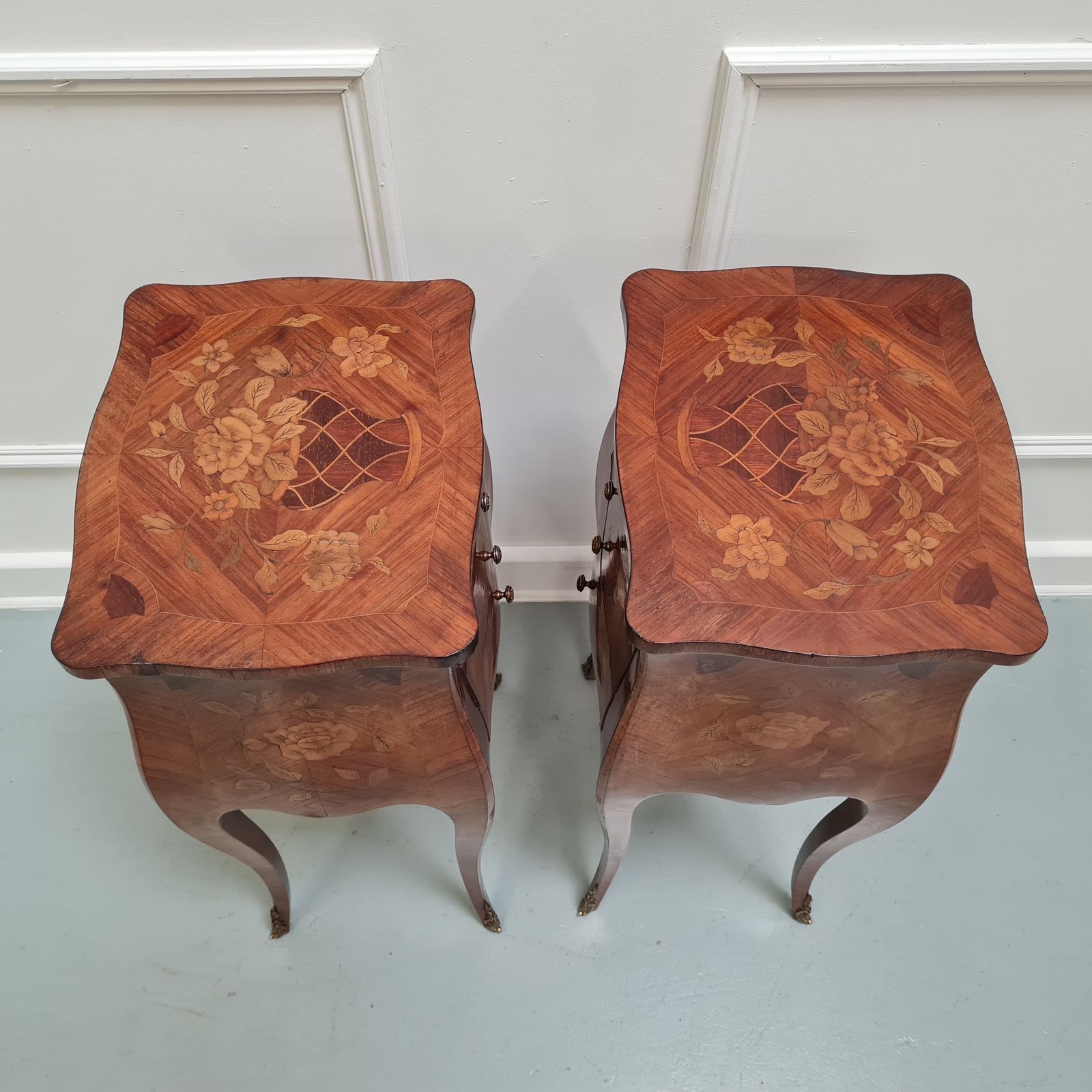Quality French Kingwood Bedside Tables C1930 Free Del Eng/Wales photo vinterior
