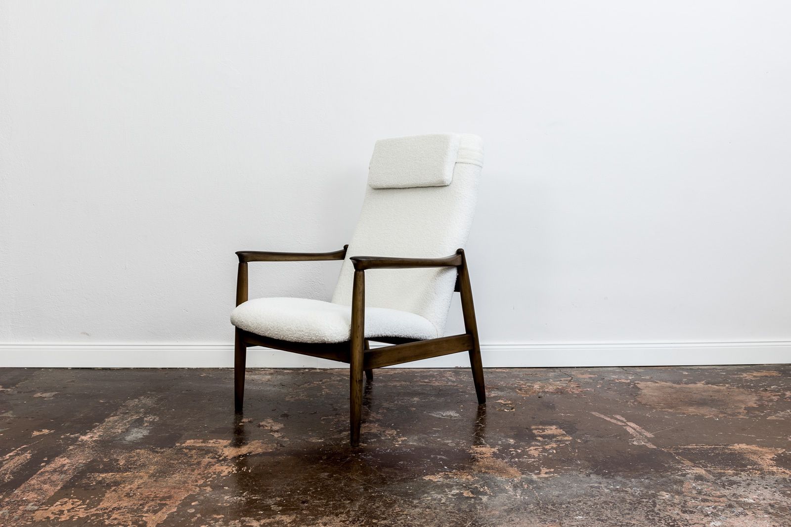 Mid Century Modern High Back Armchair By Edmund Homa, Gfm, Poland, 1960's photo vinterior