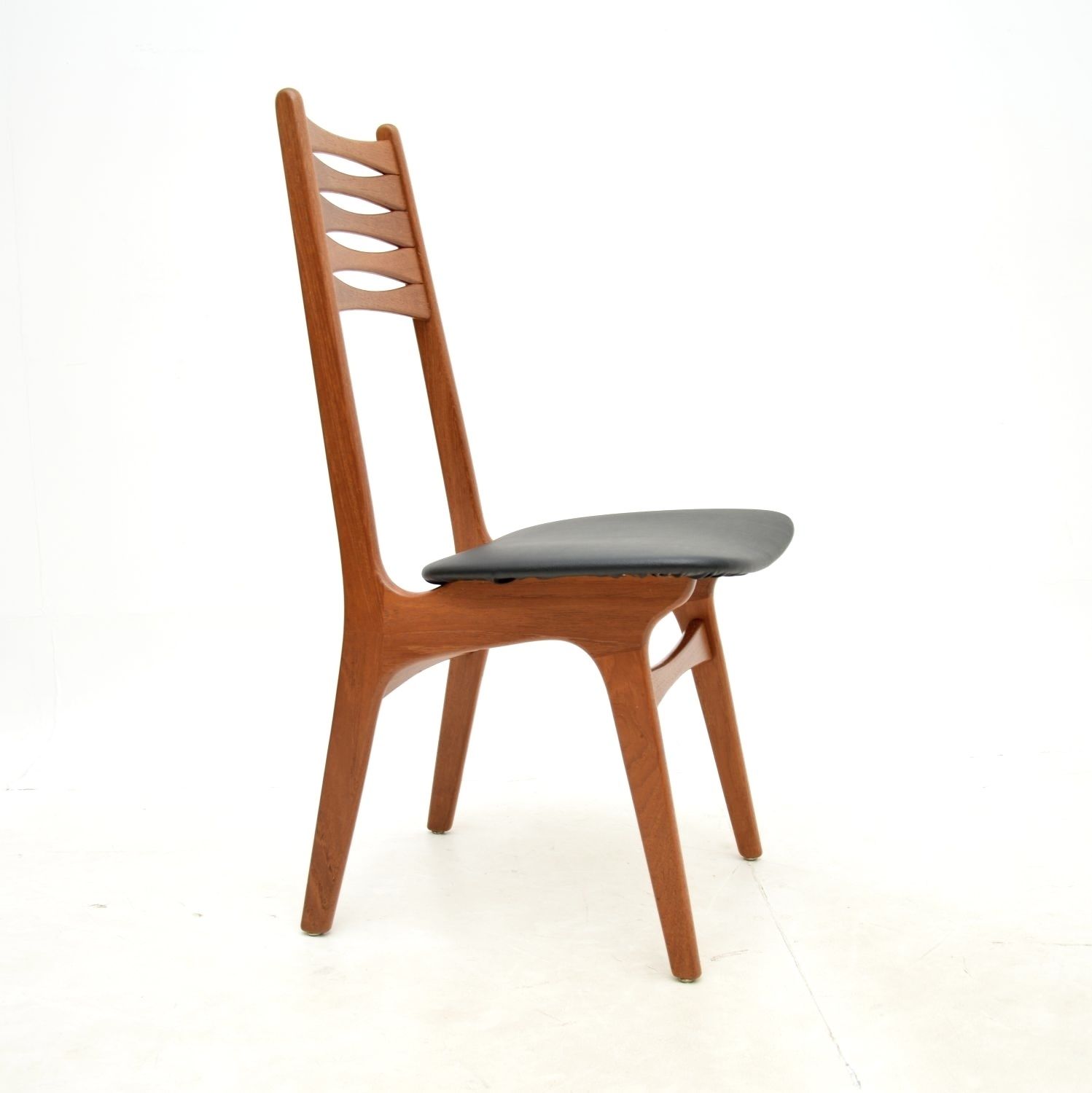 Set Of Eight Danish Vintage Dining Chairs photo vinterior