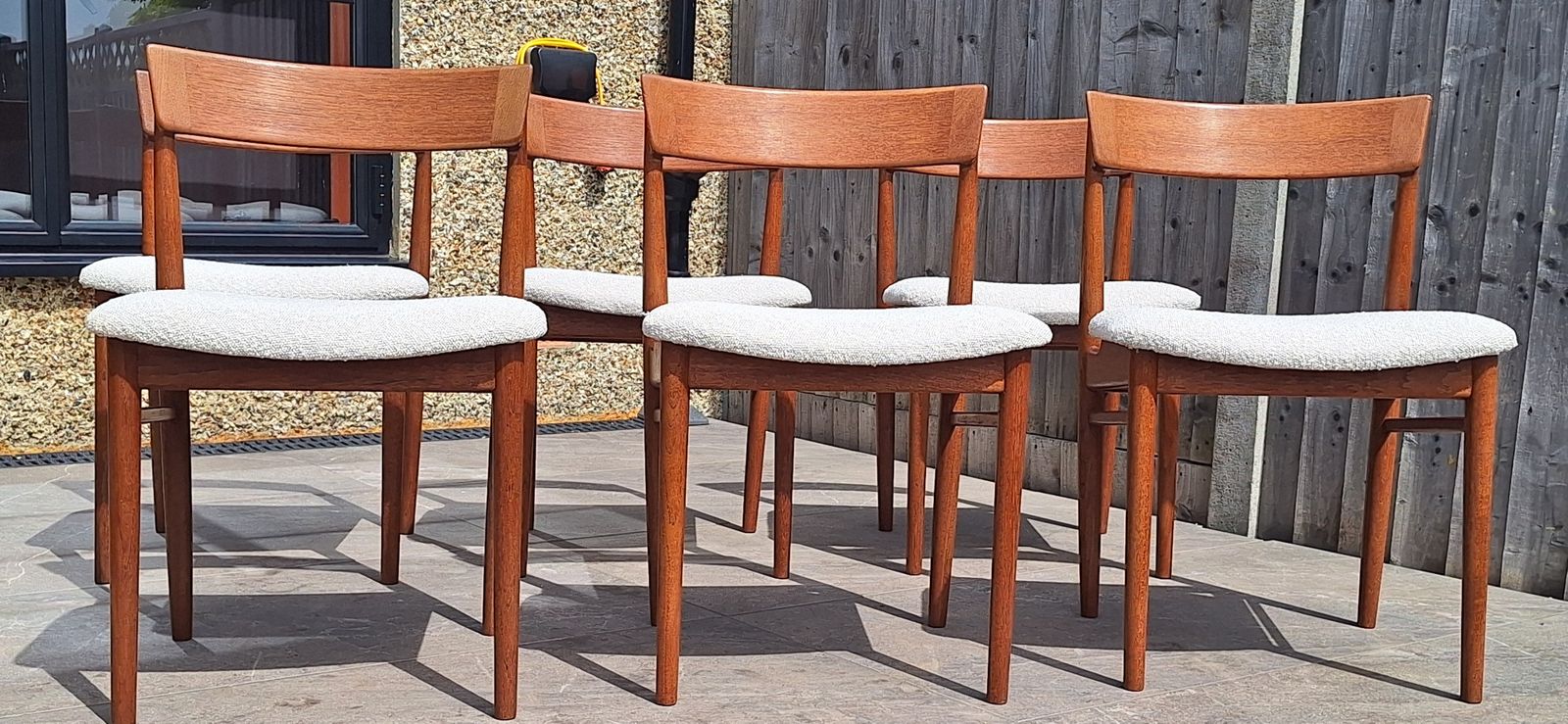 photo vintage Danish Table And Chairs By Henry Rosengren Hansen