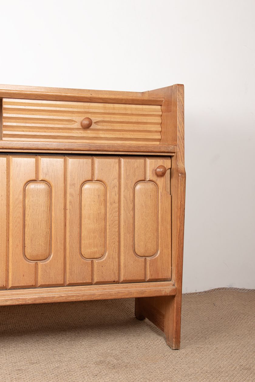 Grand buffet en chêne et céramiques Danikowski, par Guillerme et Chambron, 1960. photo for sale