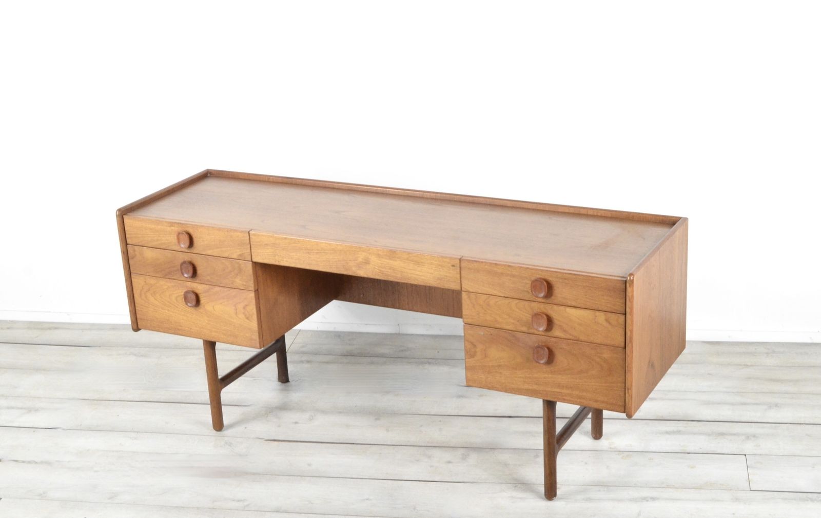 Midcentury Meredew Desk / Console Table In Stunning Teak. Vintage Modern / Retro / Danish / Scandinavian Style. photo buy