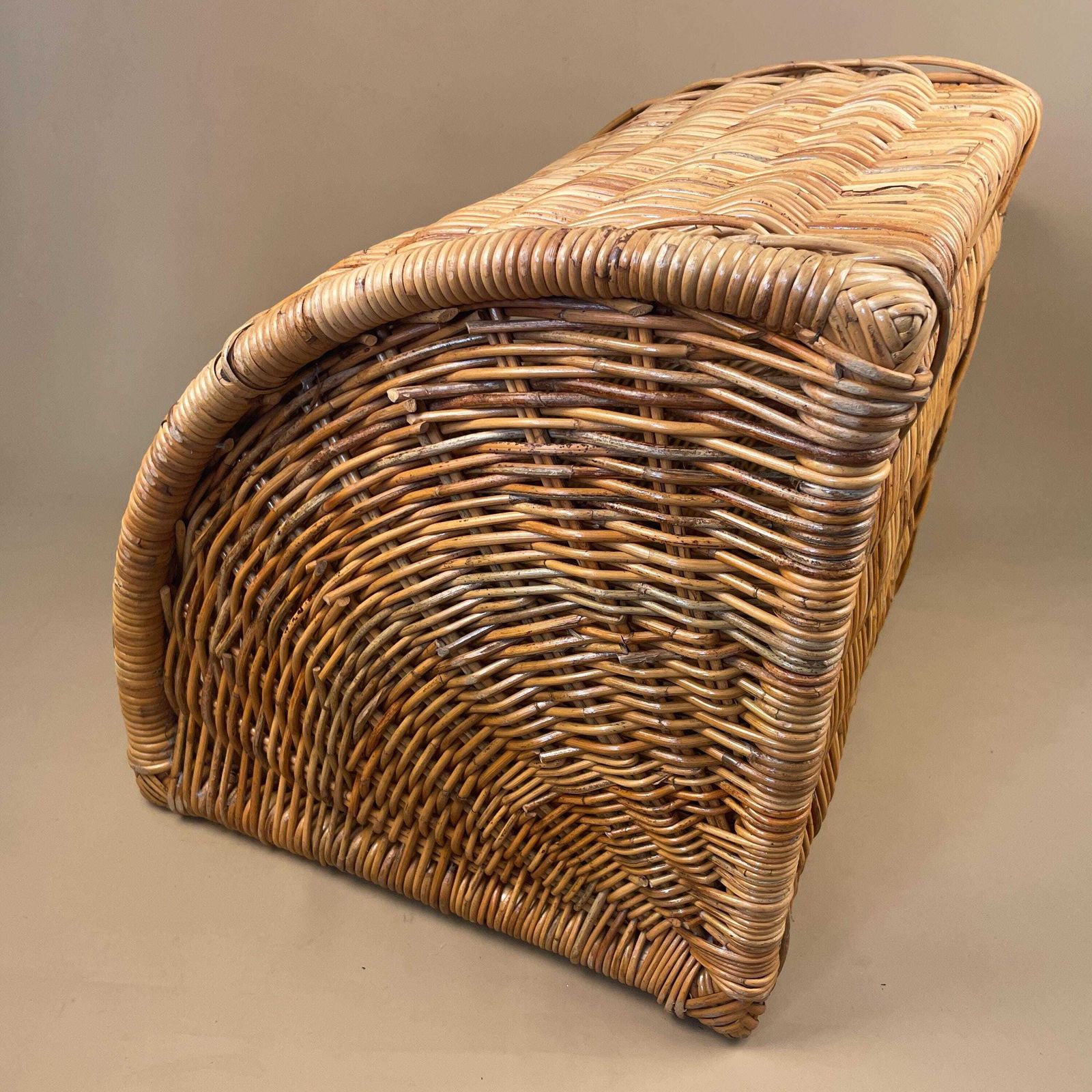 photo for sale Vintage Corner Triangle Basket Woven Wicker Brown Antique Storage Farmhouse Cottage Decor Laundry Log Wood Large Lidded Lid