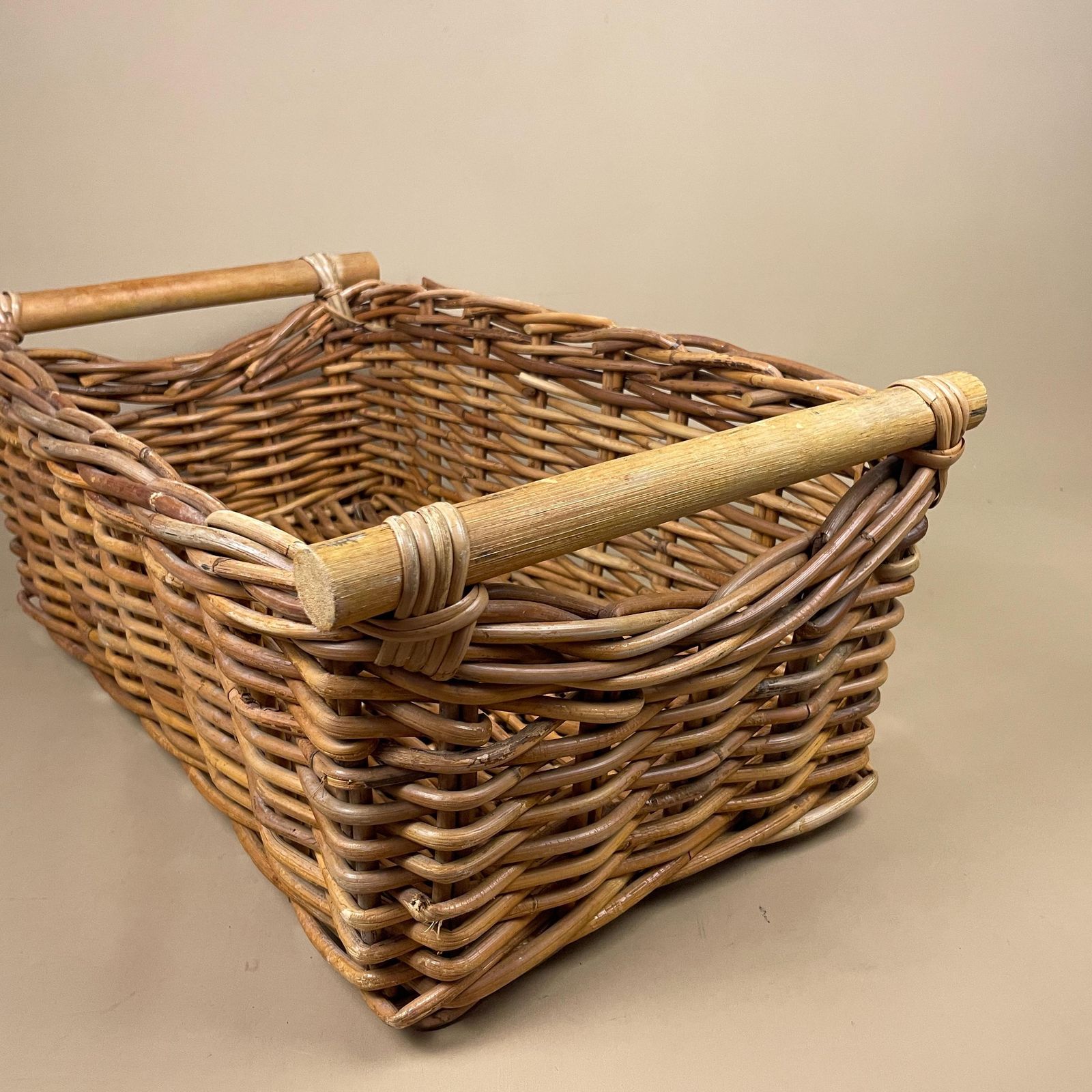 Rectangle Basket Woven Wicker Vintage Log Storage Wood Bar Ends Handles Wooden Cottage Farmhouse Brown Antique photo vinterior