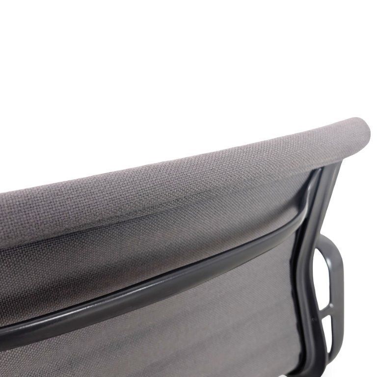 2 fauteuils de bureau Vitra EA 107 Charles Ray Eames, Hopsak gris photo vintage