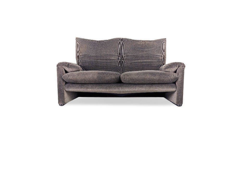 Canapé 2 places Cassina Maralunga en velours côtelé gris, par Vico Magistretti photo furniture