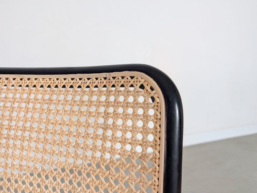 photo for sale Set Van 6 Thonet Cantilever Stoelen S32 V Breuer Met Nieuw Weens Vlechtwerk