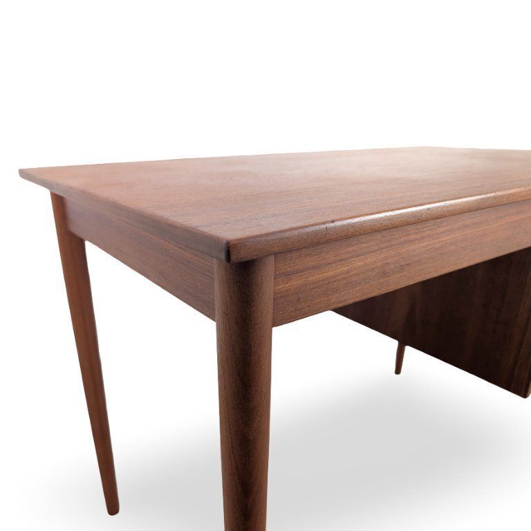 Meubels Teakhouten bureau van Arne Vodder, mid-century, ca. jaren 1960 photo