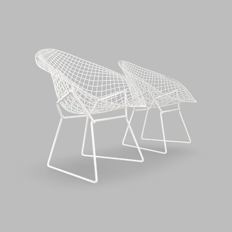 Set Of 2 Diamond Chairs Knoll Harry Bertoia Design Garden Chair photo for sale