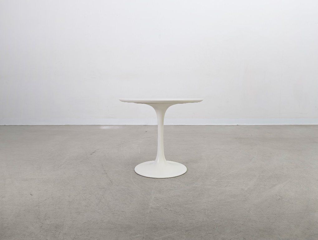 Arkana Salontafel 60 Cm – Maurice Burke – Vergelijkbaar Met Saarinen Tulip photo for sale