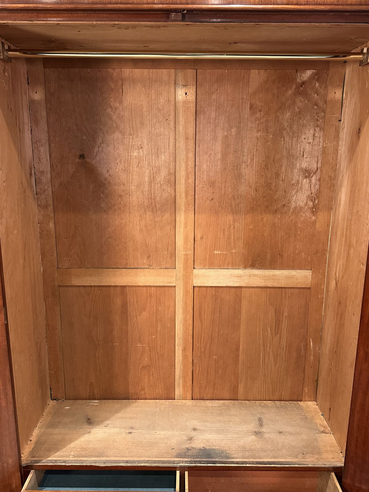 Victorian Mahogany Double Wardrobe photo 1495.0