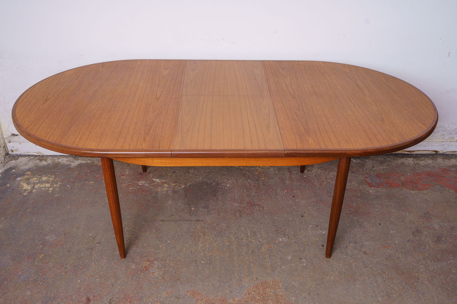 photo vinterior G Plan Mid Century Teak Extending Dining Table