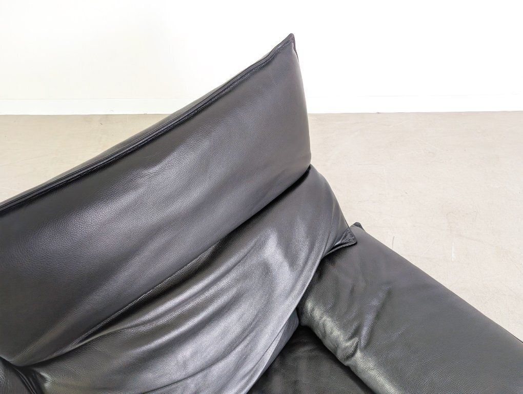 photo vinterior Vintage Italian 3 Seater Sofa, Design Couch, Black Leather, 1980s