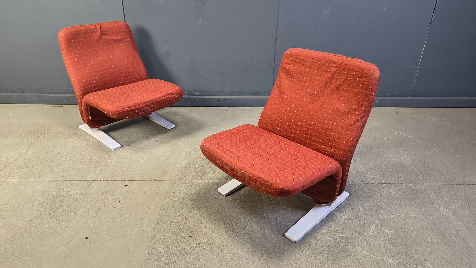 photo furniture Pierre Paulin Concorde Chairs, Set Of 4, 1960s