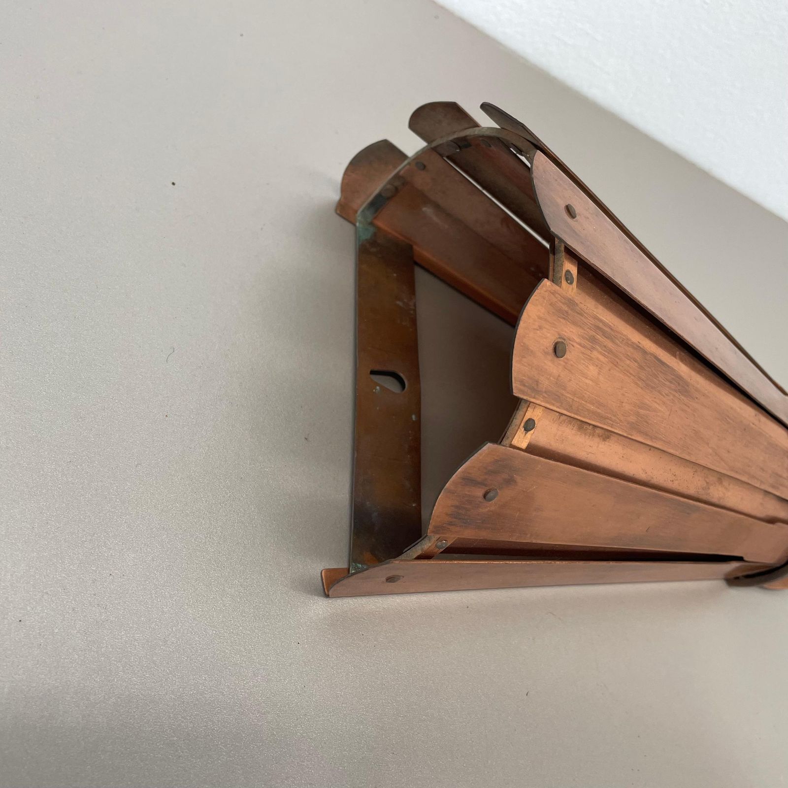 photo vintage Set Of 2 Copper 25cm Gio Ponti Style Theatre Wall Light Sconces, Italy, 1950s