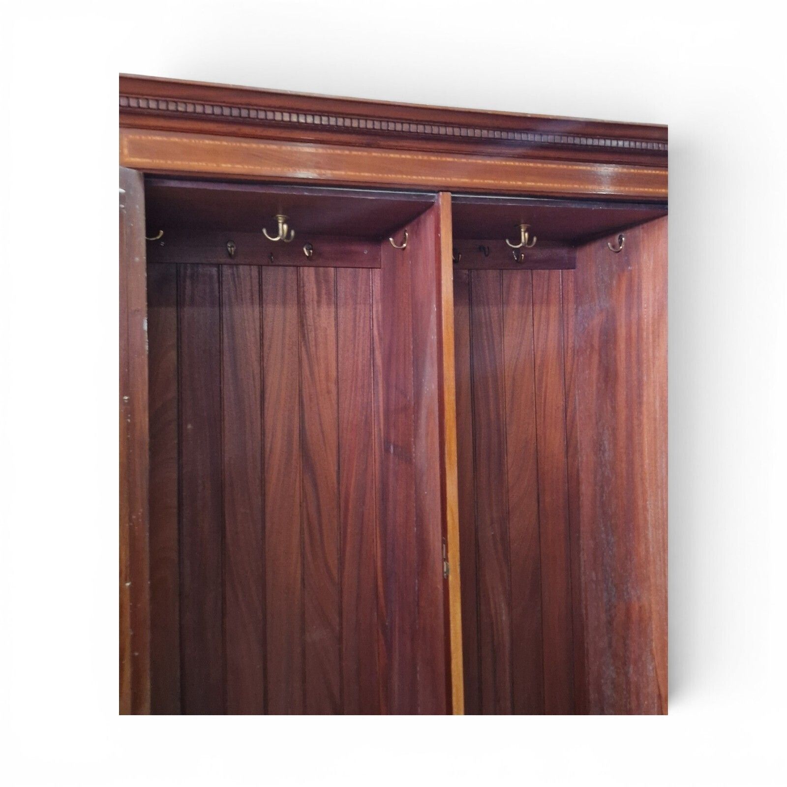 photo furniture Antique Edwardian Inlaid Mahogany Double Wardrobe Oval Mirror Doors Cws