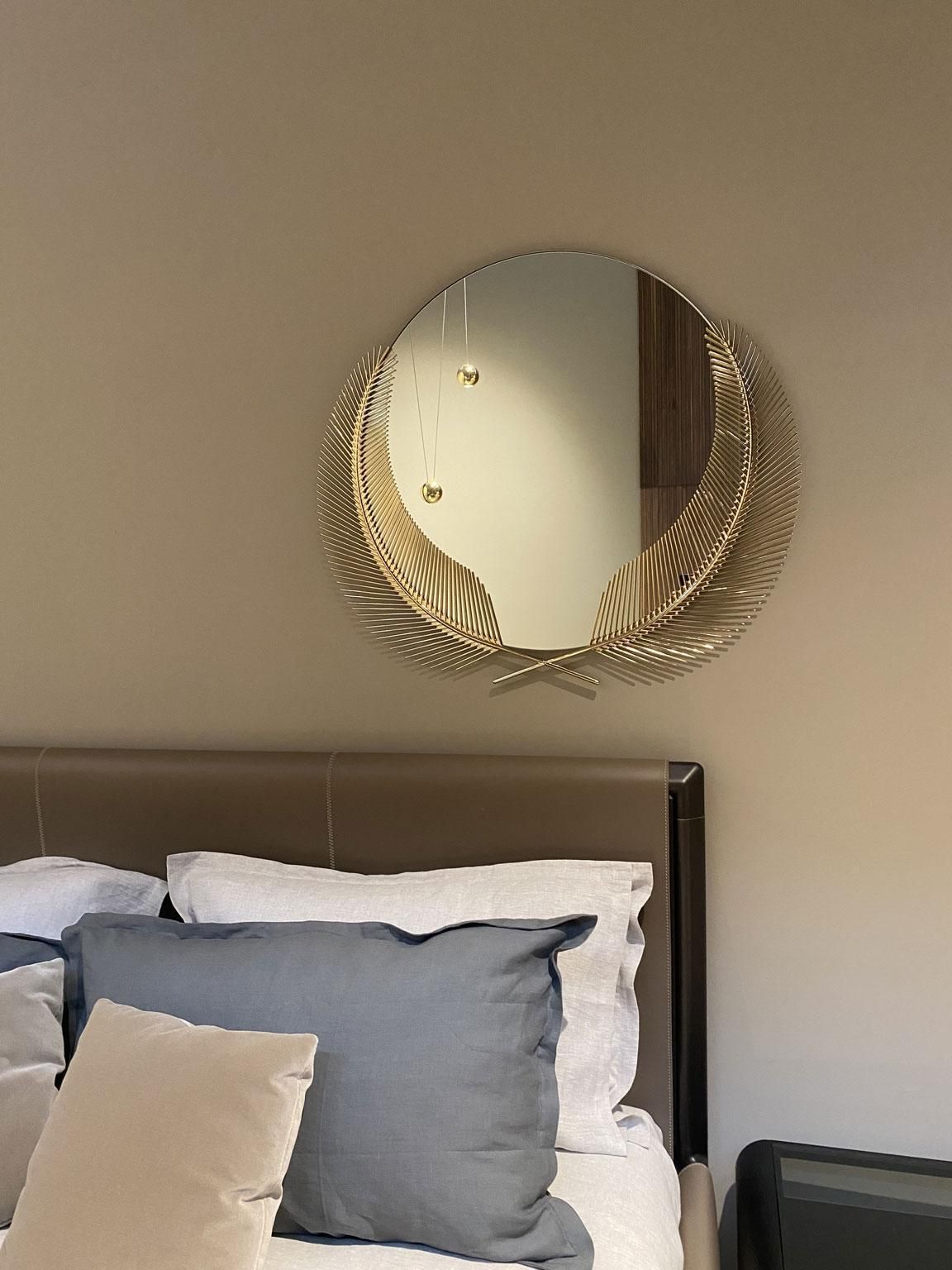 Sunset Polished Brass Mirror Large, Ghidini 1961, Italië photo vintage