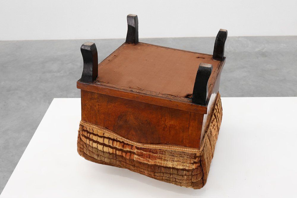 Art Deco Walnut Ottoman With Velvet Upholstery, Italy, 1920s photo vinterior