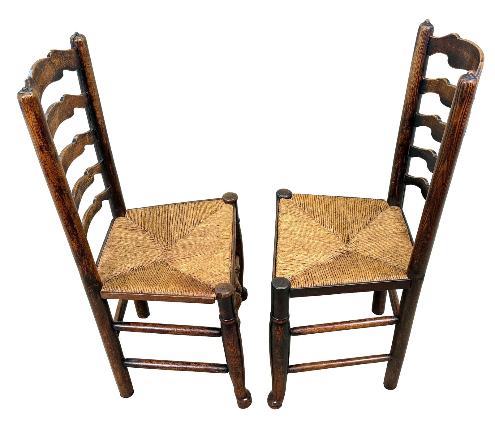 photo vintage Set van 10 Georgische ladderrug boerenkeukenstoelen, begin 19e eeuw (Engeland, ca. 1820)