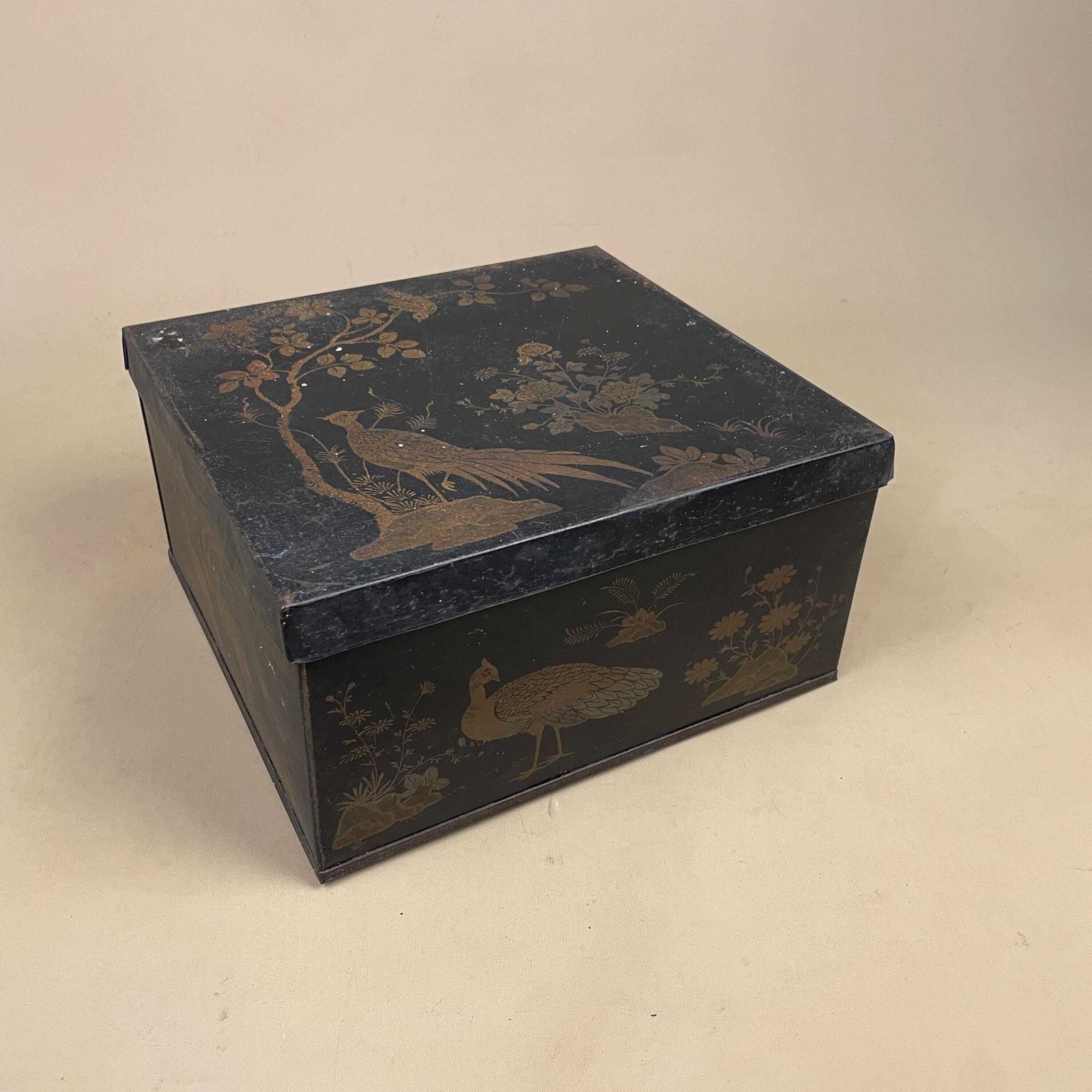 Oriental Metal Tin Box Black Gold Bird Keepsake Storage Box Chinoiserie Style Decorative Home Accent Vintage photo 55.0