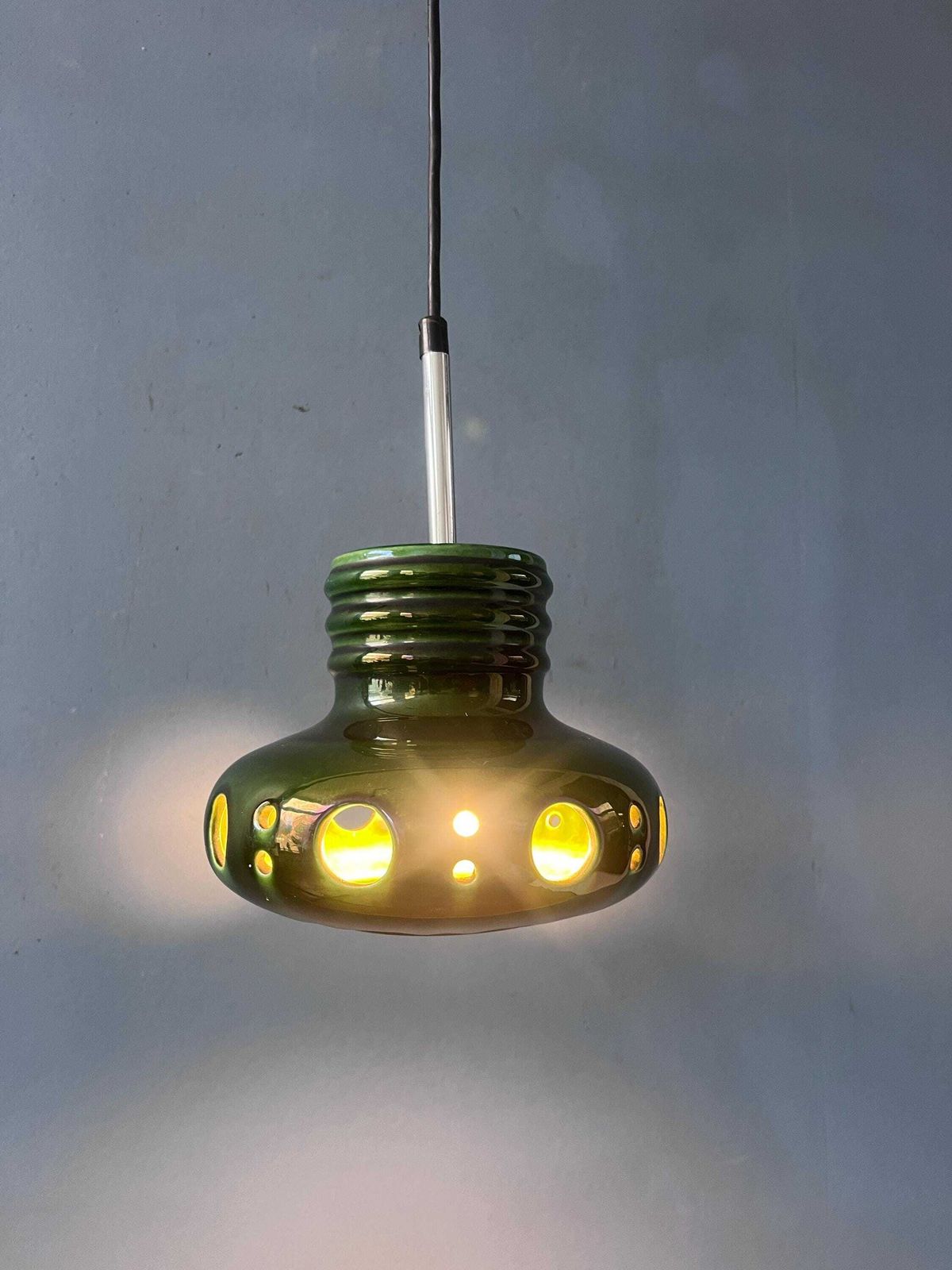 Mid Century Green Ceramic Pendant Light   West Germany Hanging Lamp photo 190.0