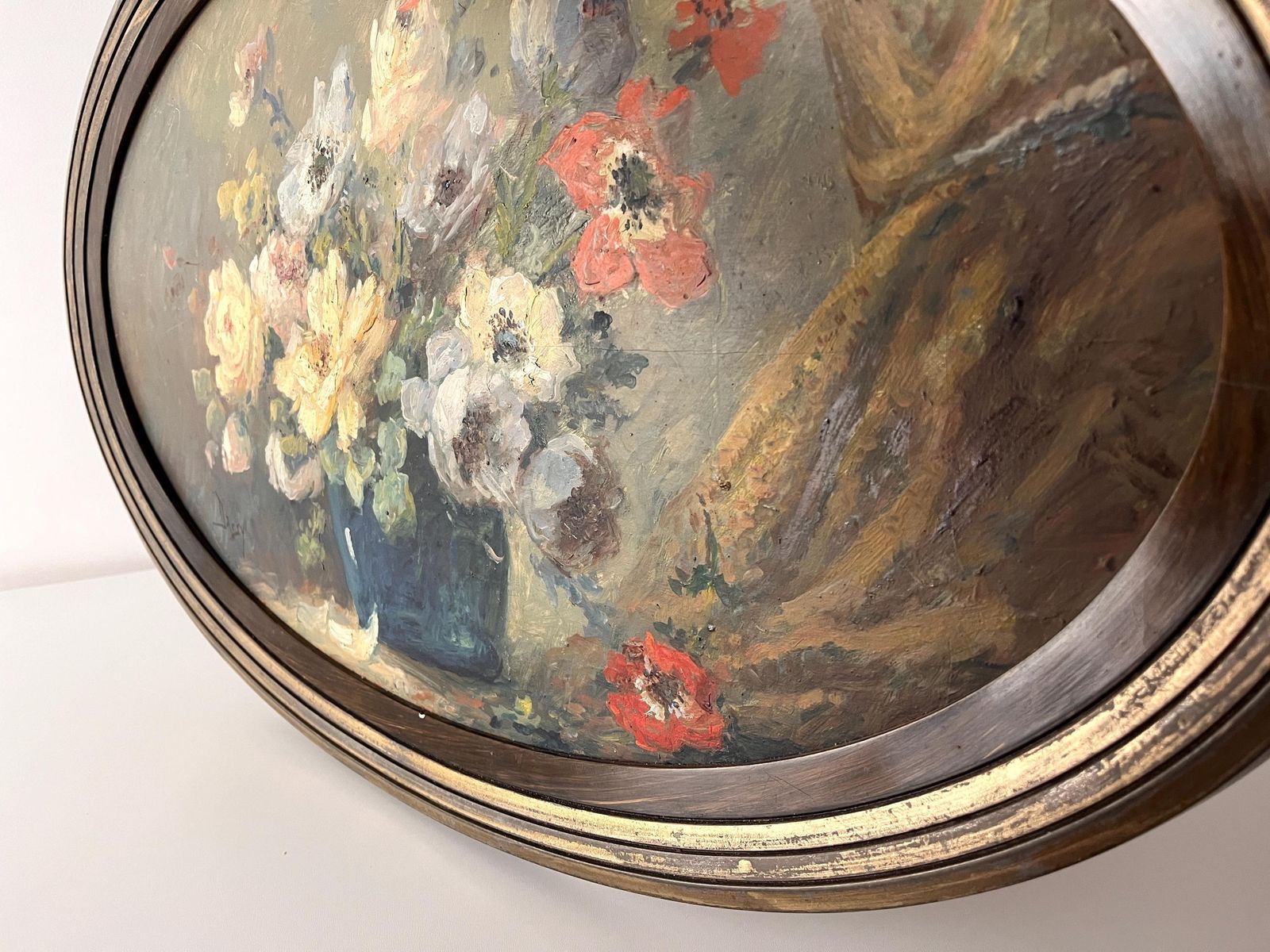 Original 1930s Art Deco Still Life In Oil On Panel "Roses And Poppies", Oval Wooden Frame, French Antique Still Life Painting photo buy