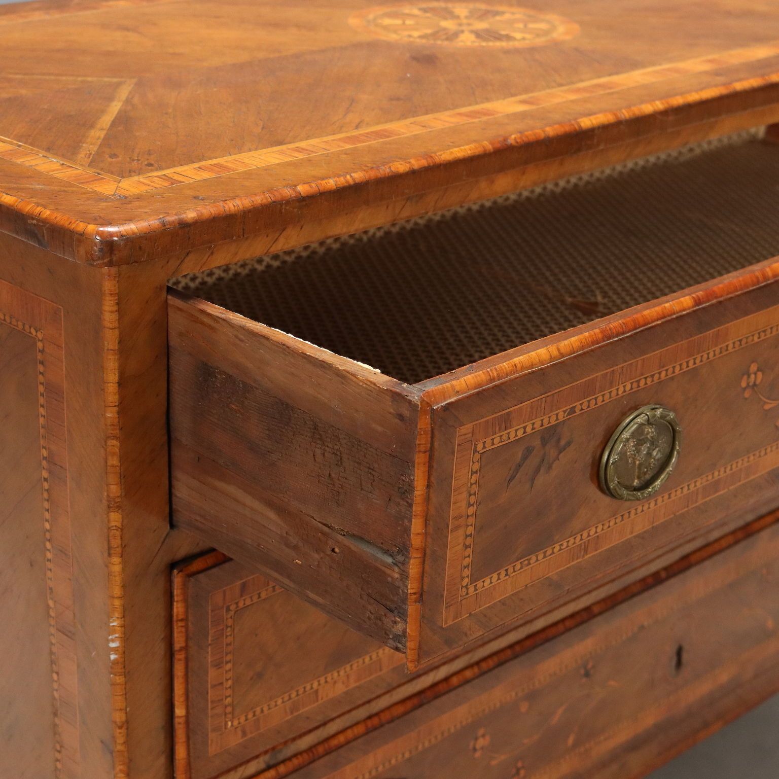 Chest Of Drawers Neoclassical Style Walnut XVIII Century photo Furniture