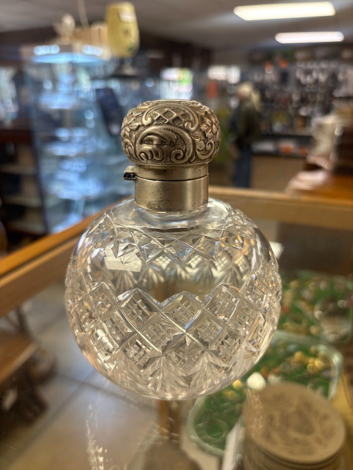 Antique 1914 Sterling Silver & Cut Glass Perfume/ Vanity Bottle. photo Home Decor