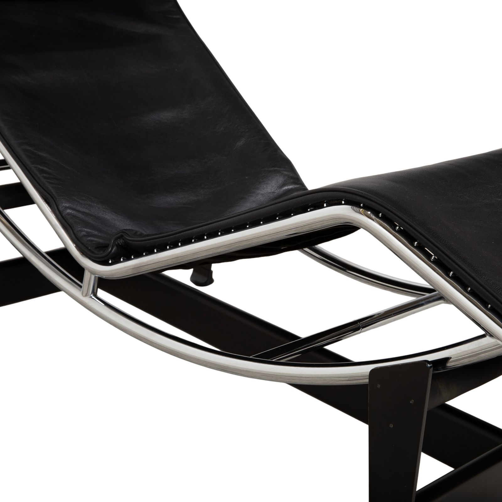 Méridienne Cassina Le Corbusier LC 4 en cuir noir, Bauhaus, fonction manuelle photo vinterior