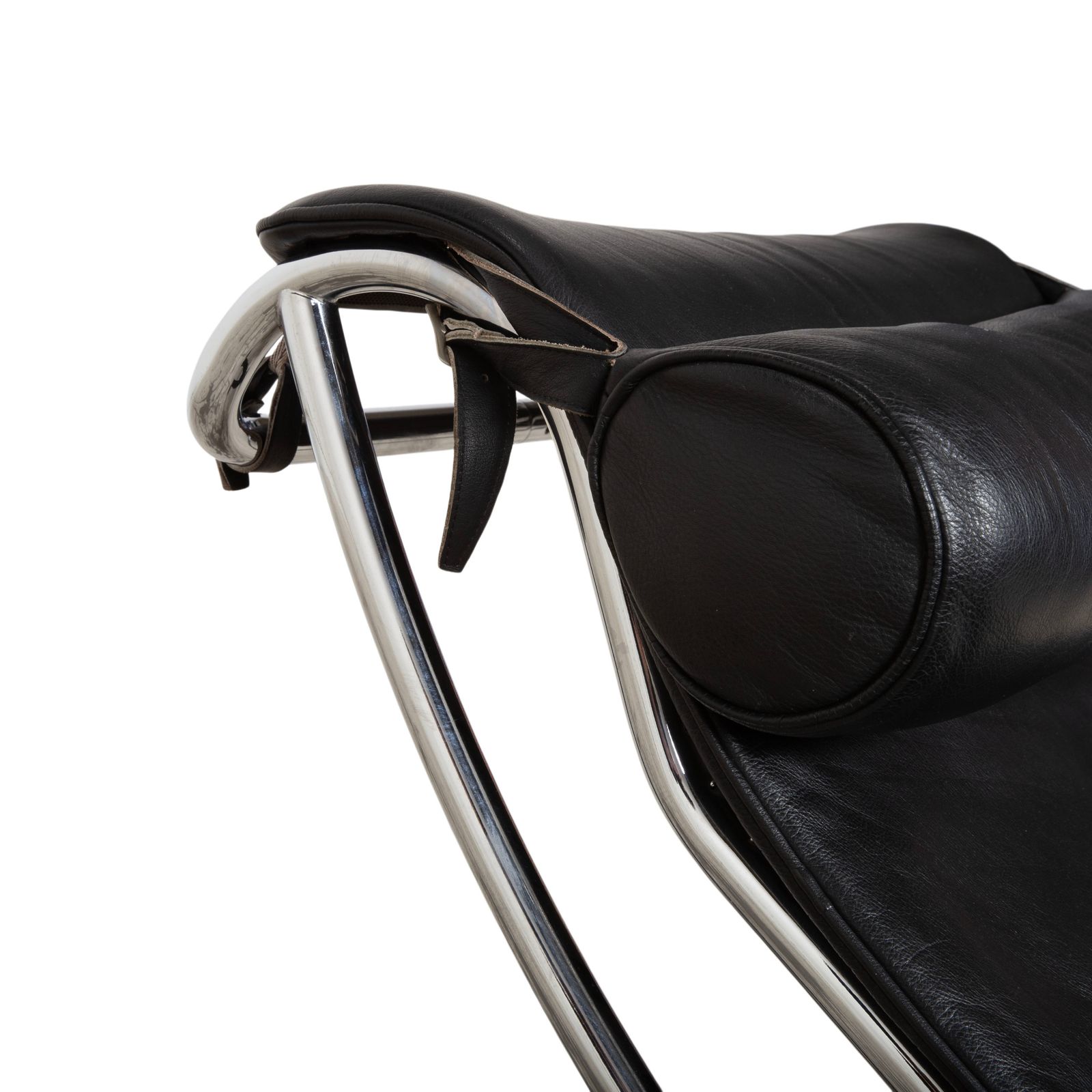 Méridienne Cassina Le Corbusier LC 4 en cuir noir, Bauhaus, fonction manuelle photo vintage