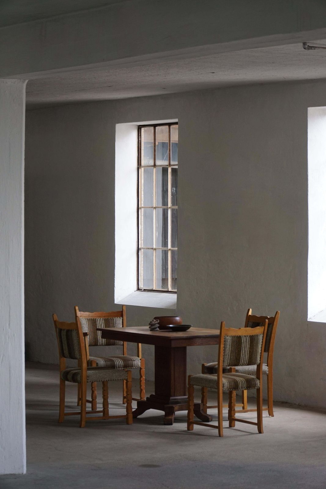 Danish Mid Century Modern, Set Of 8 Dining Chairs In Oak & Wool, 1960s photo for sale