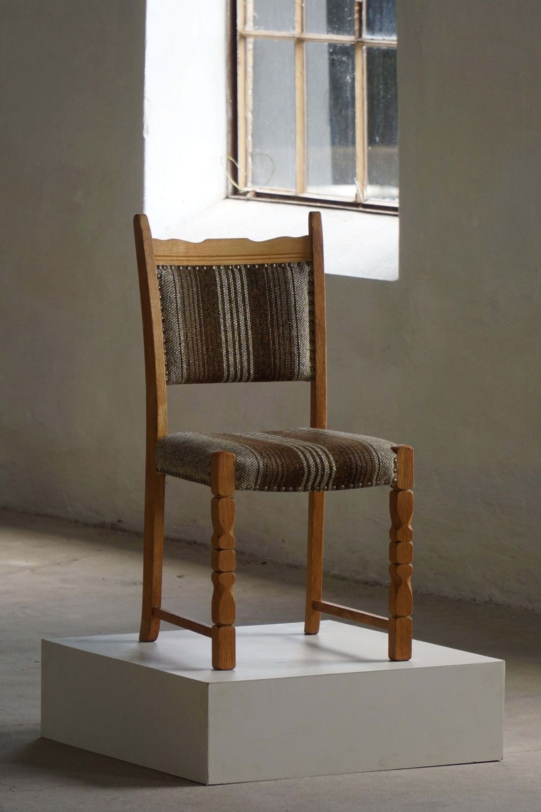 Danish Mid Century Modern, Set Of 8 Dining Chairs In Oak & Wool, 1960s photo Furniture