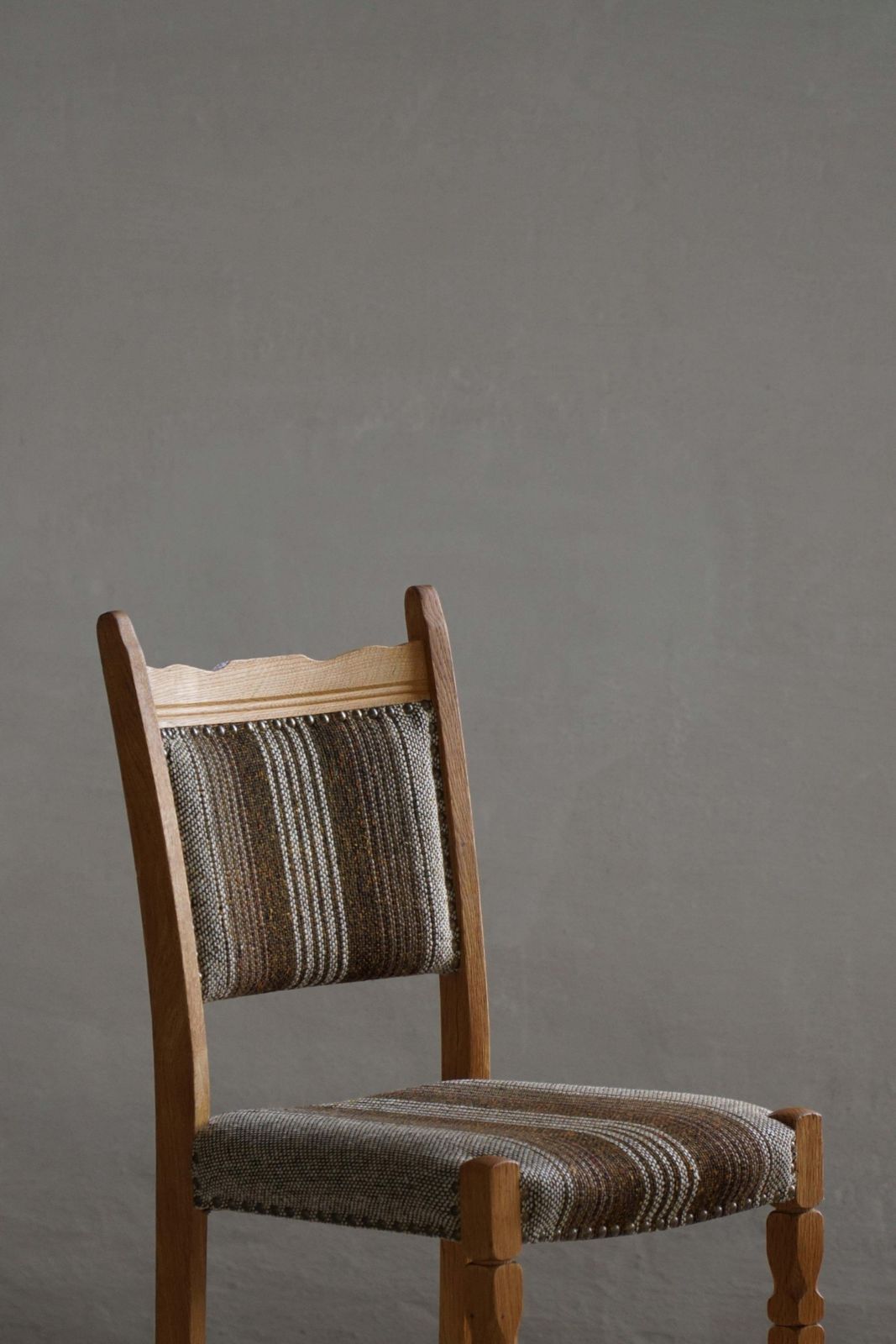 Danish Mid Century Modern, Set Of 8 Dining Chairs In Oak & Wool, 1960s photo vinterior