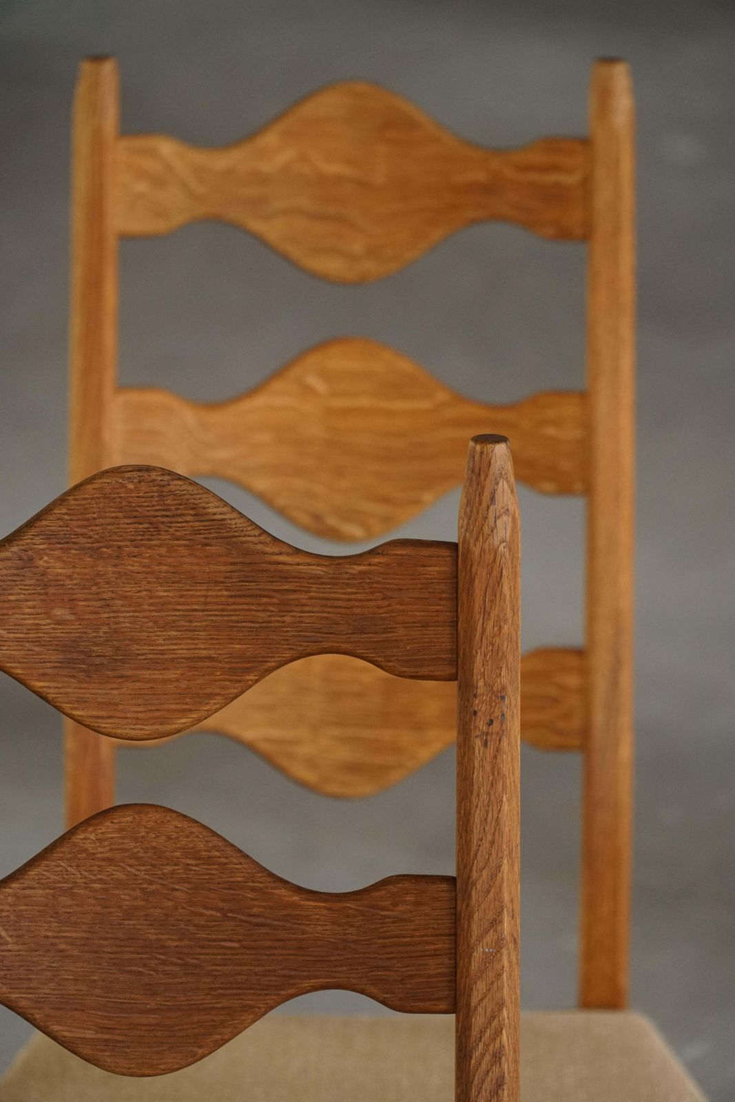 3257.0 Set Of 6 Highback Dining Chairs In Oak, Danish Modern, Henning Kjærnulf, 1960s photo