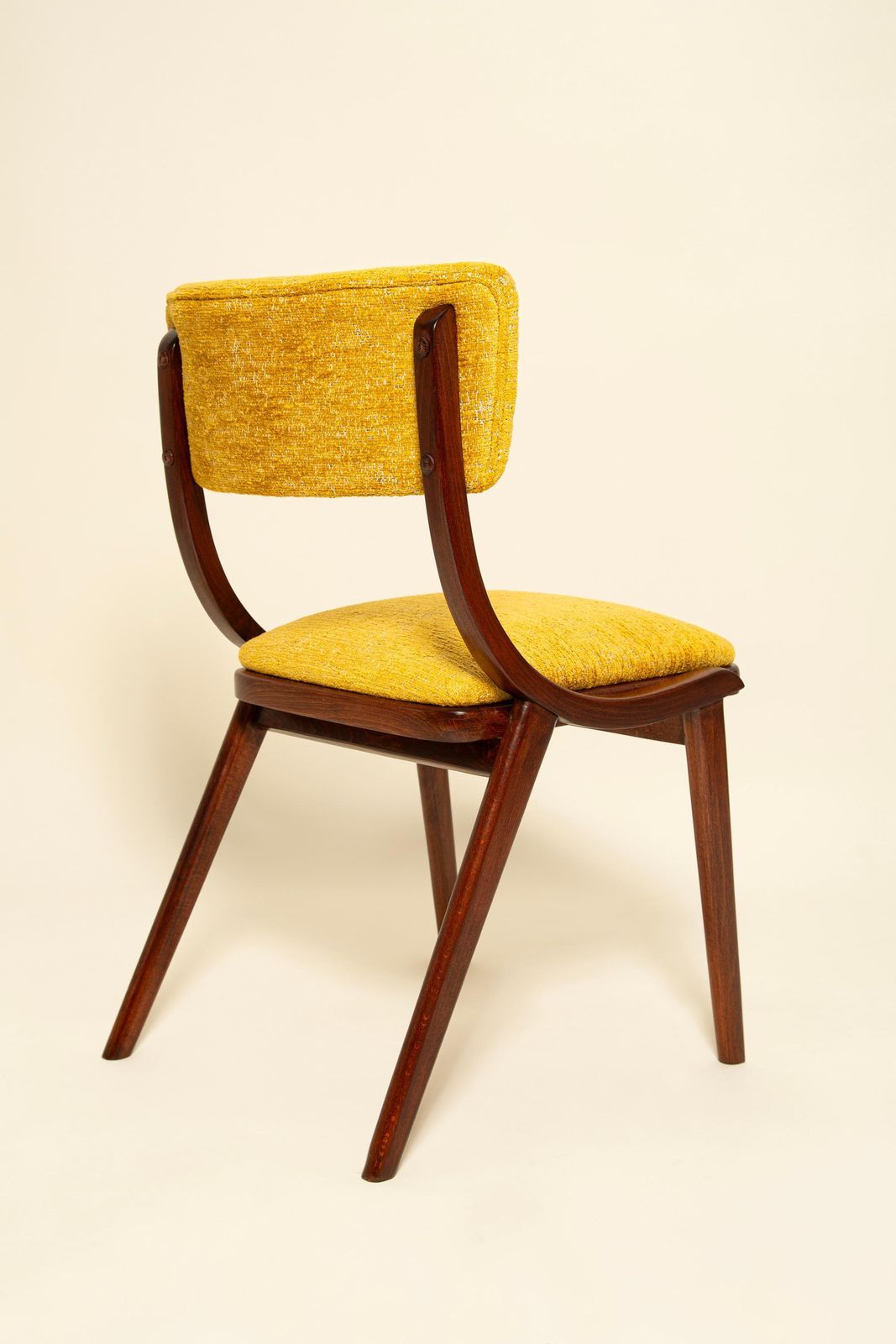 Zes mid-century Bumerang stoelen, geel Spiriti Jacquard Dedar, Polen, jaren 1960 photo vintage