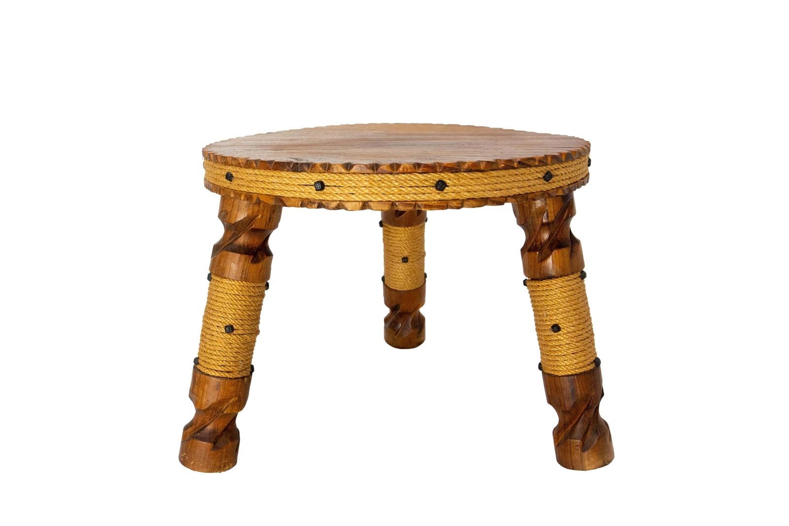 Tabouret tripode espagnol ou porte-plante en pin, clous et corde, vers 1960 photo for sale