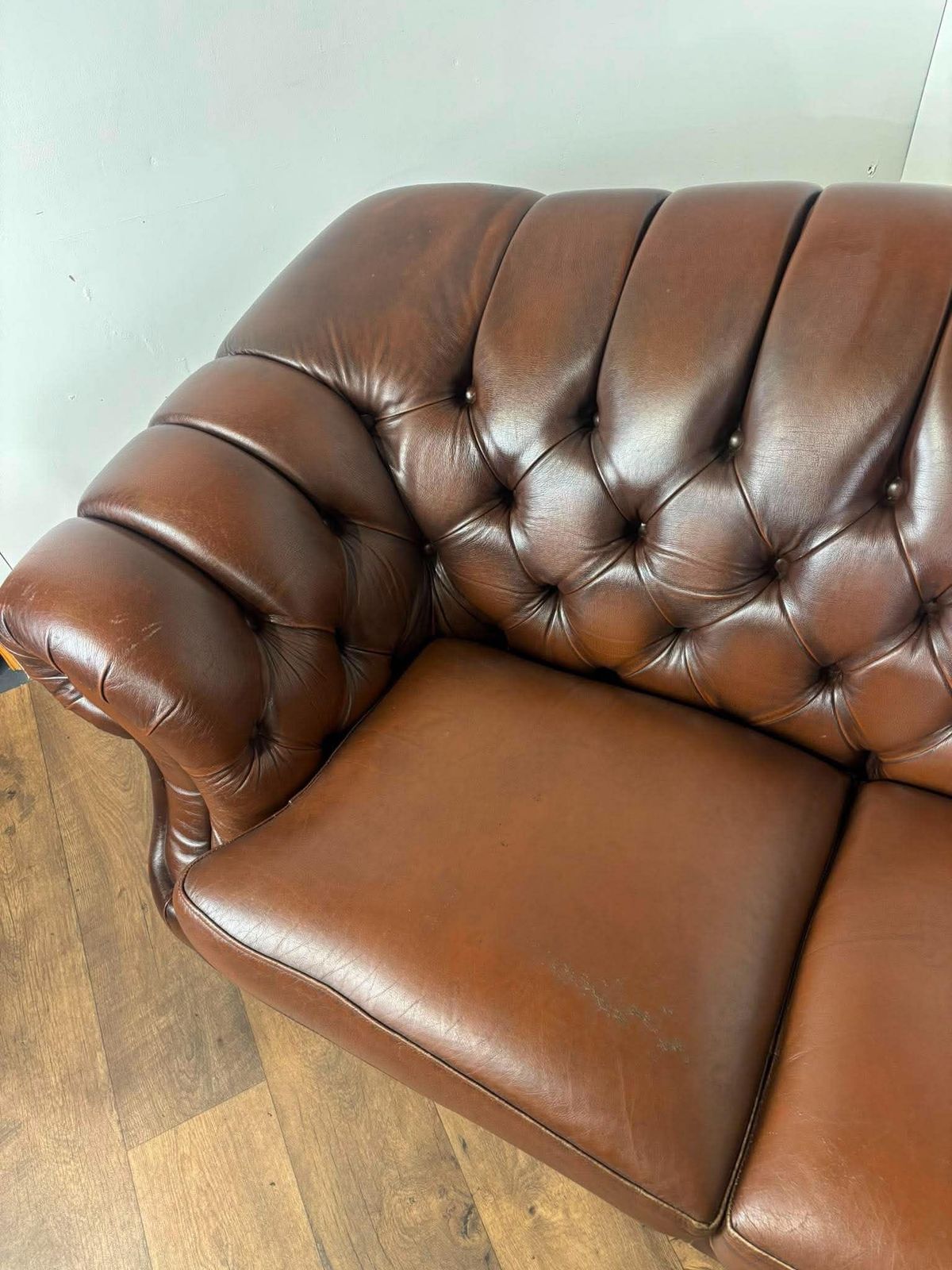Thomas Lloyd Brown Leather Chesterfield Style Sofa photo Furniture