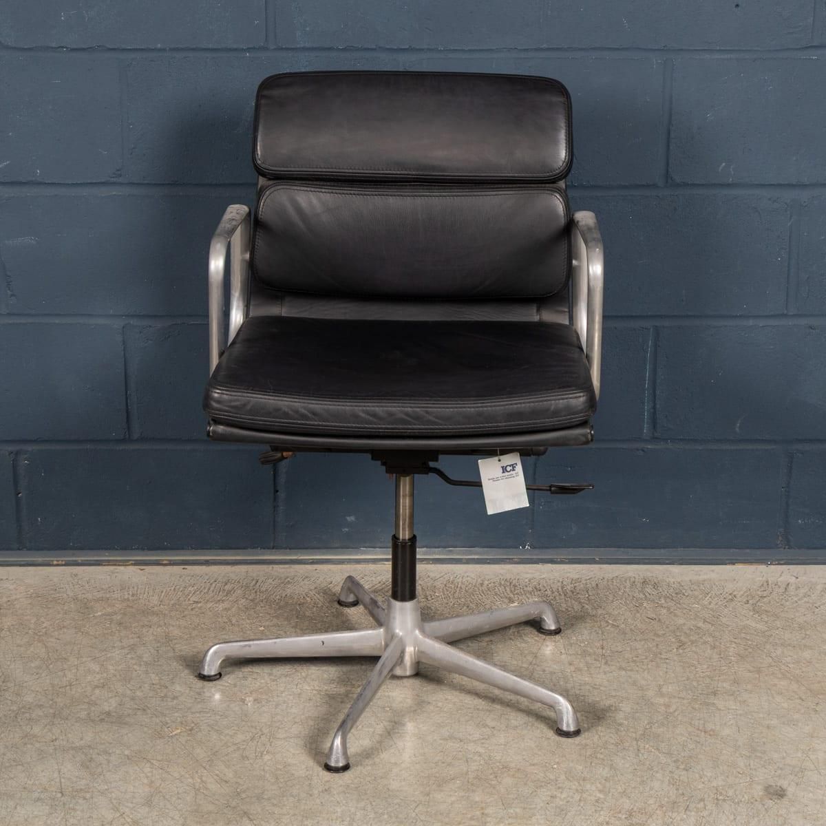 Vintage 20thc Ea217 Chair In Black Leather By Charles & Ray Eames For Icf photo vintage