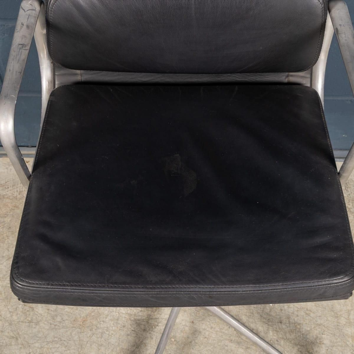 photo buy Vintage 20thc Ea217 Chair In Black Leather By Charles & Ray Eames For Icf
