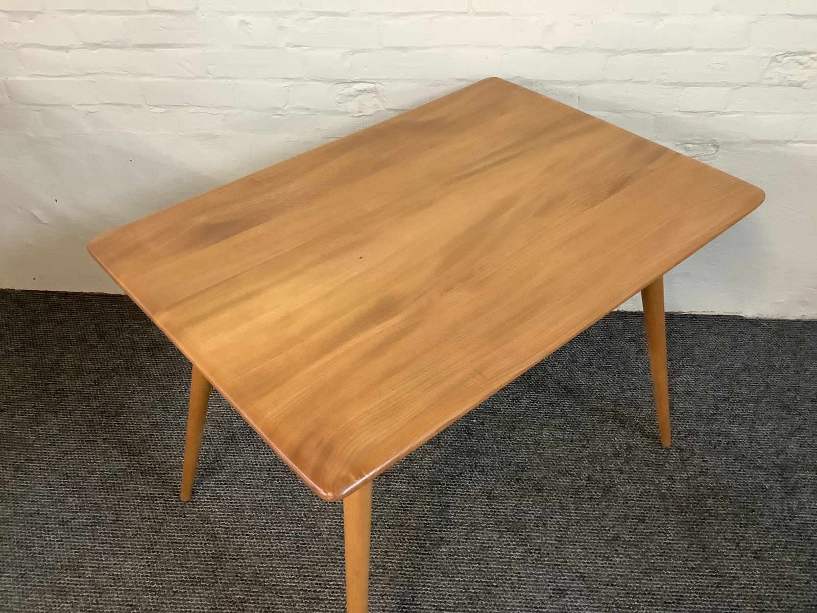 Ercol Windsor 393 All Purpose Dining Table. photo vinterior